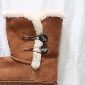 Auden Ugg-style Short Boots With Buttons
